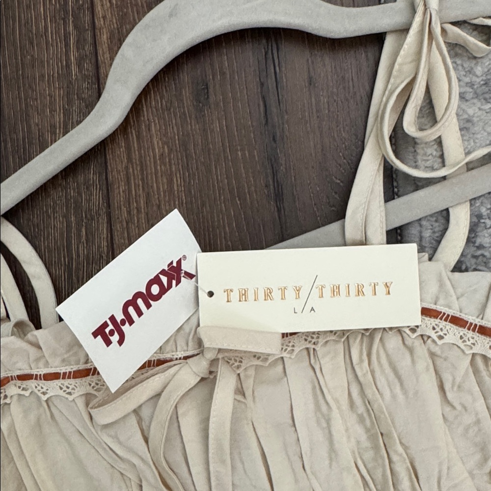 Cream Ruffled Women's Top - Picture 2 of 3